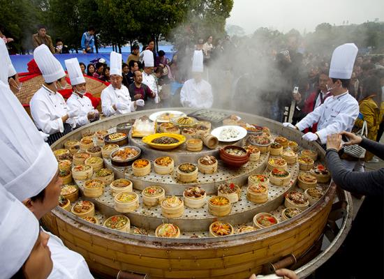 天門九蒸宴榮獲荊楚美食展金獎(jiǎng)